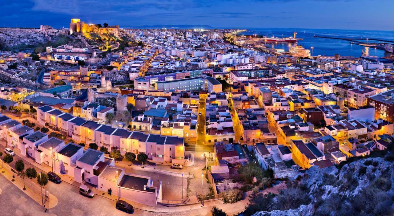 Apartamento 90 M2 En La Mejor Zona De Roquetas Roquetas de Mar Extérieur photo
